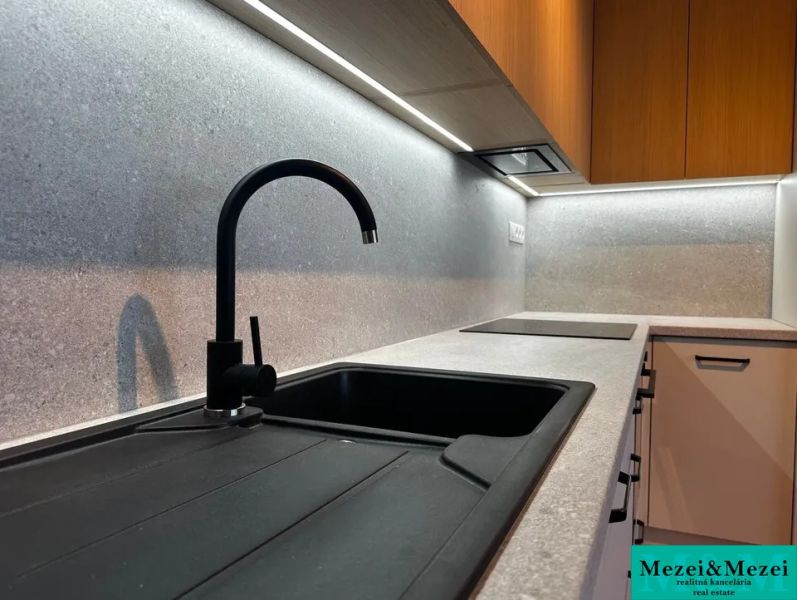 761783398_1053287560999821_3972365921661626463_n.jpg